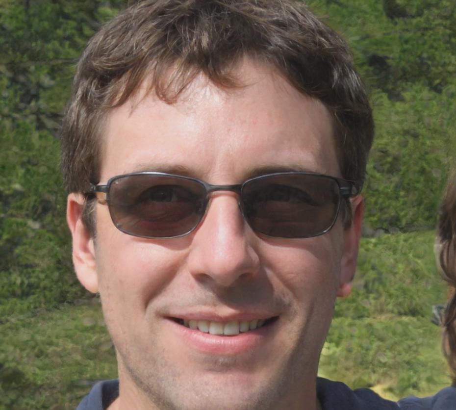 Erfahrener Finanzexperte mit langjähriger Praxis im Unternehmensbereich